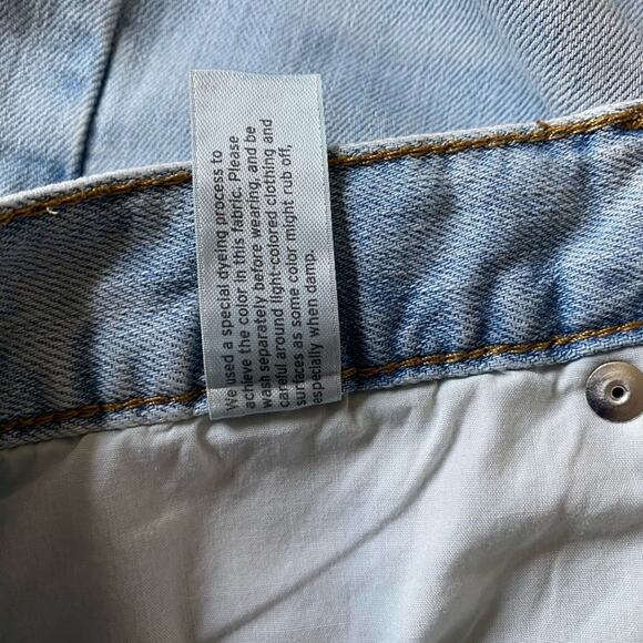 Eddie Bauer Women’s Denim Jean Shorts Sz 12 - Picture 5 of 7